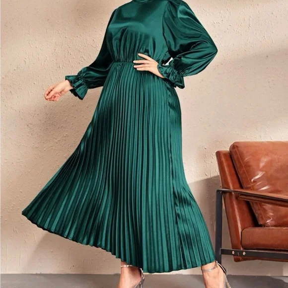 HOLIDAY DRESS 👗 NWOT - Picture 5 of 7